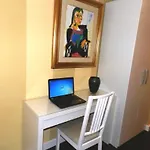 Longhi Holidays House