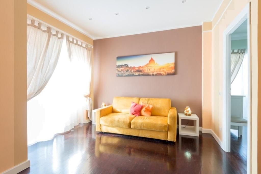 Longhi Holidays House * Rome